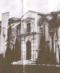 WINDSOR SQUARE home 100 years ago shows concrete decorative exterior.