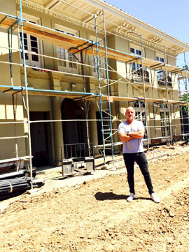 DEVELOPER Robert Quigg in front of his property at 434 S. Windsor Blvd.