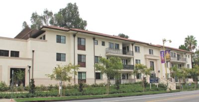 SOLD: A unit at 4661 Wilshire Blvd. sold for $950,000.
