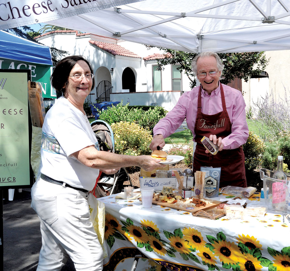 Larchmont Village hosts 2017 block party Larchmont Chronicle