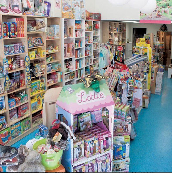 Toy Hall settles in, other kidfriendly spaces abound Larchmont Chronicle