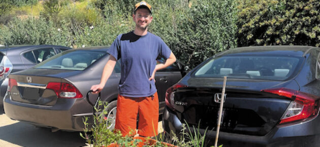 Connect with the garden and neighbors by growing tomatoes